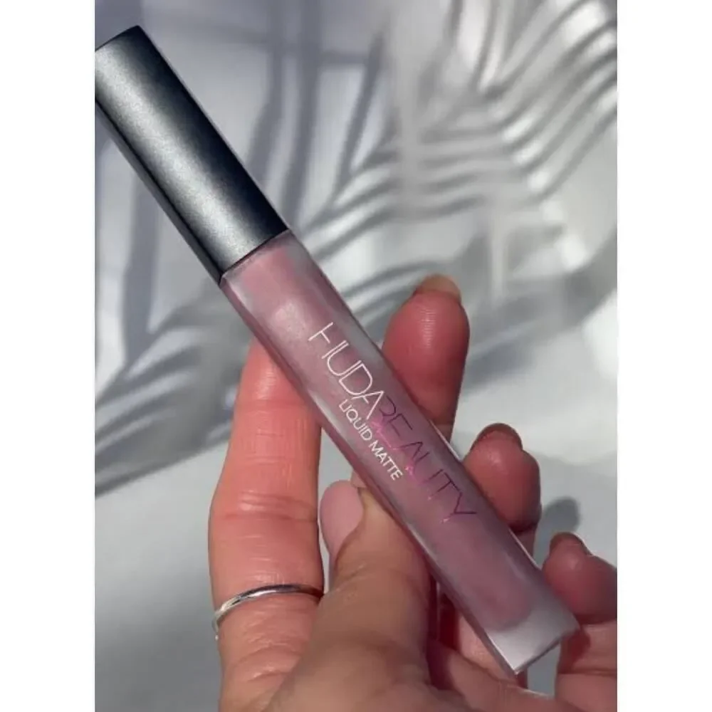 Huda Queen of Sheba Liquid Matte Lipstick